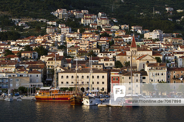 Hafen Europa Großstadt Ansicht Kroatien Dalmatien Makarska