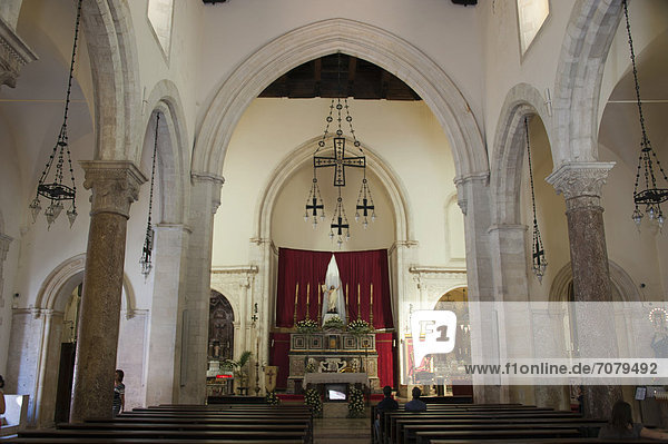 Interior view  Duomo  San Nicolo cathedral  Taormina  Sicily  Italy  Europe