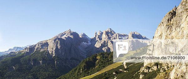 Berglandschaft am Sellamassiv  Dolomiten  Südtirol  Italien