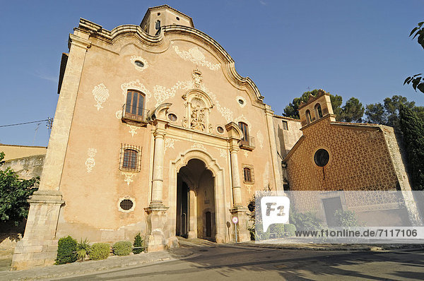 Monestir de Santa Maria de Santes Creus  Zisterzienserkloster  Kloster  Kirche  Santes Creus  Provinz Tarragona  Cataluna  Katalonien  Spanien  Europa  ÖffentlicherGrund