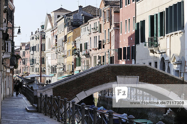 Bridge  houses along a canal  Rio de Sant'Ana  Castello  Venice  Venezia  Veneto  Italy  Europe