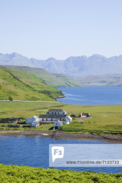 Europa  Berg  Urlaub  Großbritannien  Reise  See  Hebriden  Isle of Skye  Schottland  Skye  Tourismus