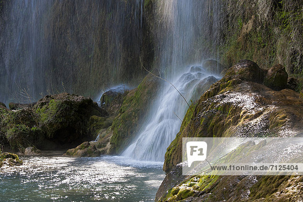 Truthuhn  Felsbrocken  Steilküste  Ereignis  fließen  Fluss  Wasserfall  Antalya  Türkei