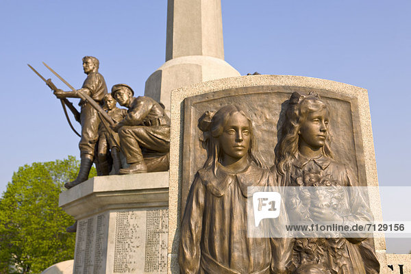 Kriegerdenkmal  Großbritannien  niemand  Querformat  Dorf  England  Erbe