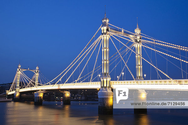 UK  United Kingdom  Great Britain  Britain  England  London  Chelsea  Albert Bridge  River Thames  Thames River  Thames  Bridge  Bridges  Night View  Illumination  Tourism  Travel  Holiday  Vacation