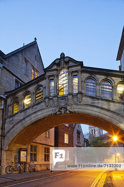 Europa  unterrichten  britisch  Großbritannien  Seufzerbrücke  England  Oxford  Oxford University  Oxfordshire  Universität