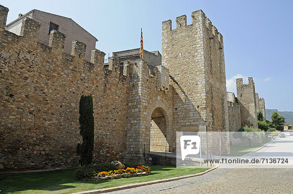 Stadtmauer  Montblanc  Mont Blanc  Europa  Katalonien  Torturm  Spanien  Tarragona Provinz