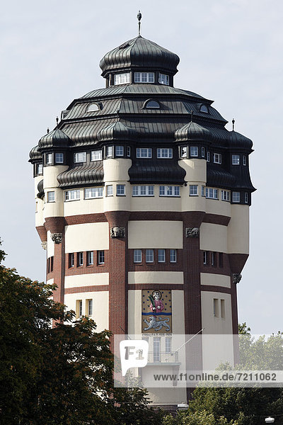 Jugendstil-Wasserturm  Mönchengladbach  Nordrhein-Westfalen  Deutschland  Europa