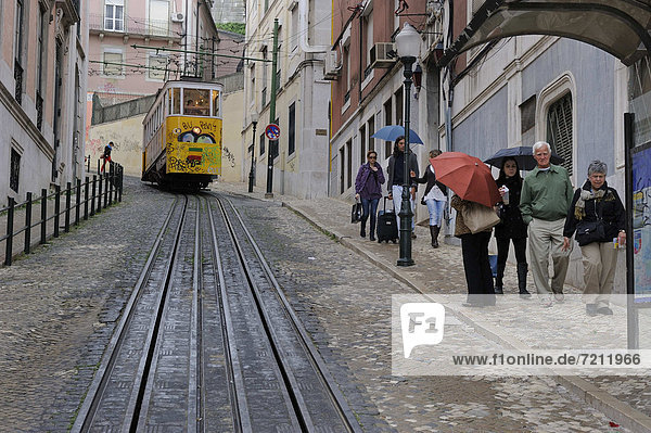Lissabon Hauptstadt Europa Großstadt Zug Seilbahn Portugal