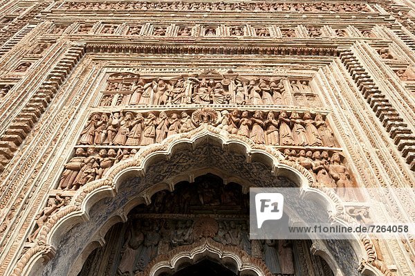 Lifestyle  Fassade  Komplexität  bauen  Das Neunzehnte Jahrhundert  schnitzen  Asien  Jahrhundert  Indien  Terrakotta  Westbengalen