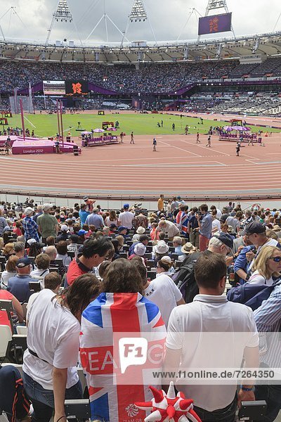 Teamwork  Europa  beobachten  Einheit  Großbritannien  London  Hauptstadt  Fahne  Olympische Spiele  Olympiade  Stadion  England  Gewerkschaft