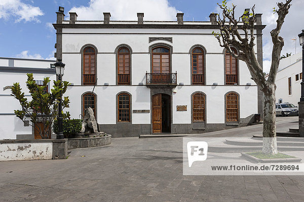 Altes Bürgerhaus Kulturzentrum  Plaza de San Roque  Firgas  Gran Canaria  Kanarische Inseln  Spanien  Europa  ÖffentlicherGrund