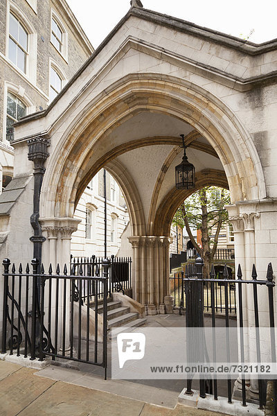 Street Entrance to the circular nave Temple Church  the church for the inner and middle temple  exteriors  London  England  United Kingdom  Europe