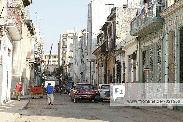 Havanna Hauptstadt Städtisches Motiv Städtische Motive Straßenszene Straßenszene Amerika Karibik Kuba