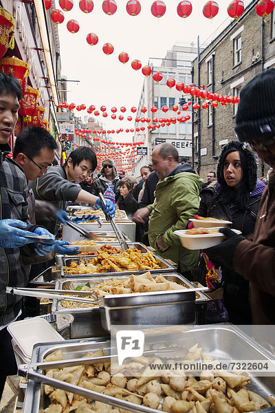 Messestand  Mensch  Menschen  Lebensmittel  Fest  festlich  Großbritannien  London  Hauptstadt  Straße  chinesisch  England  neu  Jahr