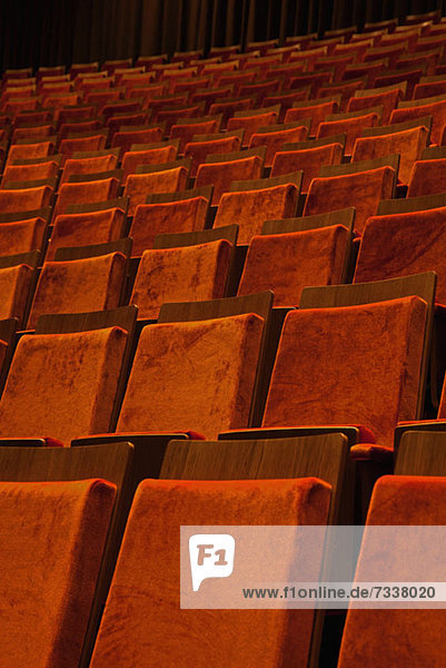 Detail der Sitze in einem Theater
