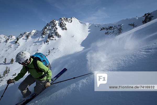 Skifahrer  drehen  Produktion  1  hart  Telemark