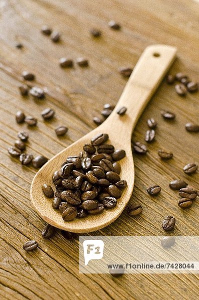 Kaffeebohne Bodenhöhe Holzlöffel Kaffee Bohne gebraten