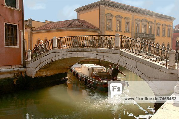 Europa  über  Boot  Brücke  Eigentum  UNESCO-Welterbe  Venetien  Italien  Venedig