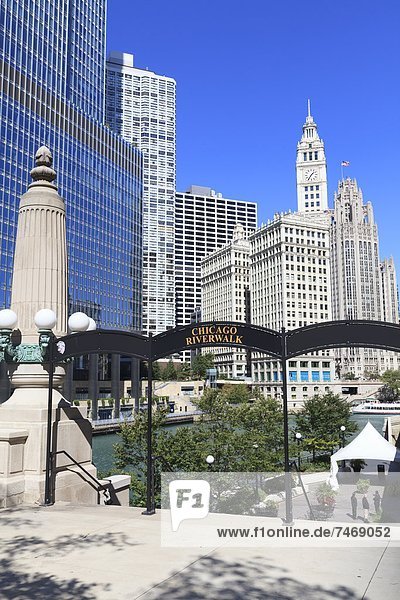 Vereinigte Staaten von Amerika  USA  Gebäude  fahren  Nordamerika  Chicago  Illinois