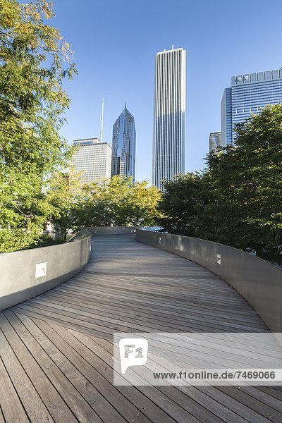 The BP Pedestrian Bridge designed by Frank Gehry  Grant Park  Chicago  Illinois  United States of America  North America