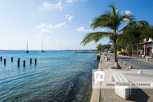 Niederländische Antillen  Kai  Karibik  Mittelamerika  Bonaire