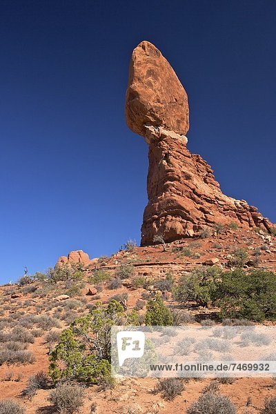 Balanced Rock  Arches National Park  Moab  Utah  United States of America  North America