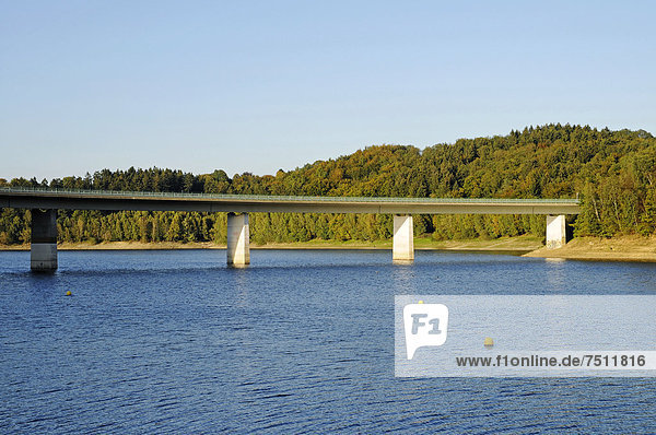 Kraehwinkler Bridge  Wuppertal Dam  reservoir  Remscheid  Bergisches Land  North Rhine-Westphalia  Germany  Europe  PublicGround