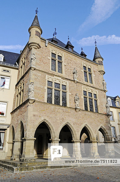 Dingstuhl oder Denzelt  ehemaliges Gerichtsgebäude  Marktplatz  Echternach  Luxemburg  Europa  ÖffentlicherGrund