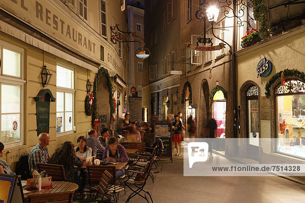Restaurant of the Goldene Ente Hotel  Goldgasse alley  old town of Salzburg  Austria  Europe  PublicGround