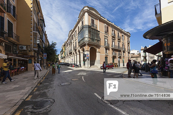 Historic buildings  Carrer del Palau Reial  historic town centre  Palma de Majorca  Majorca  Balearic Islands  Spain  Europe