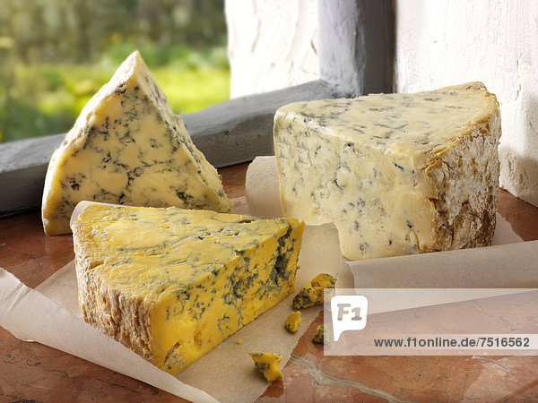 Blue und White Stilton mit cremigem Blacksticks-Käse