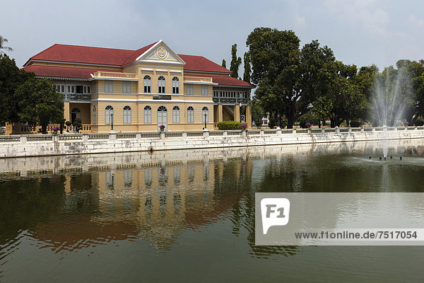 Sommer Monarchie Palast Schloß Schlösser Ayuthaya Asien Thailand
