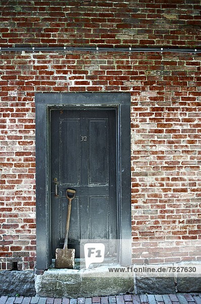 Tür im Stadtteil Beacon Hill  Boston  Massachusetts  Neuengland  USA  Vereinigte Staaten  Nordamerika