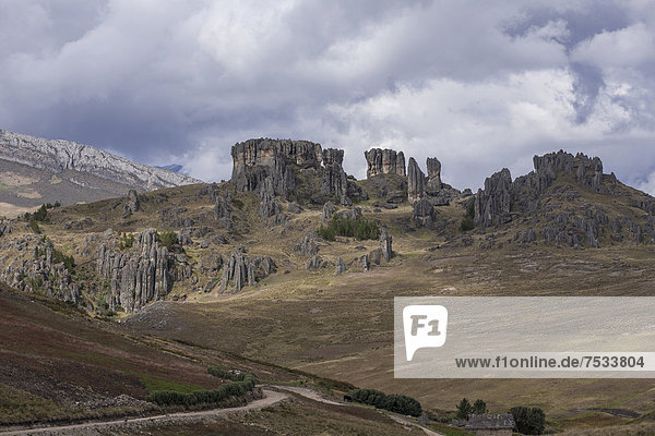 Cerro los Frailones o Cerro del Castillo  Cumbemajo  Cajamarca  Peru  Südamerika