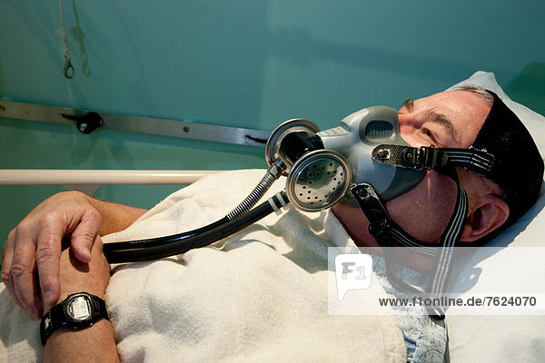 Hyperbaric chamber treatment