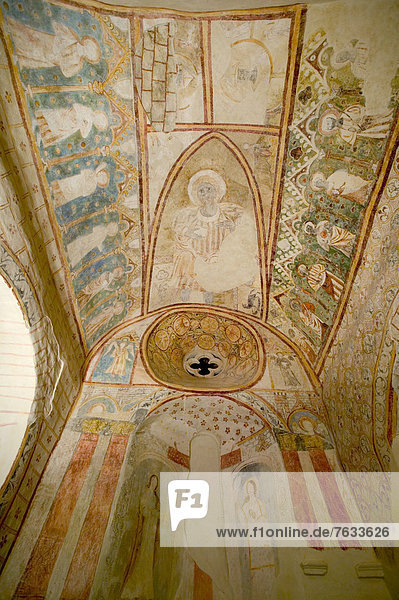 Wandmalerei Kirche von Pignols Puy de Dome Auvergne Frankreich Europa