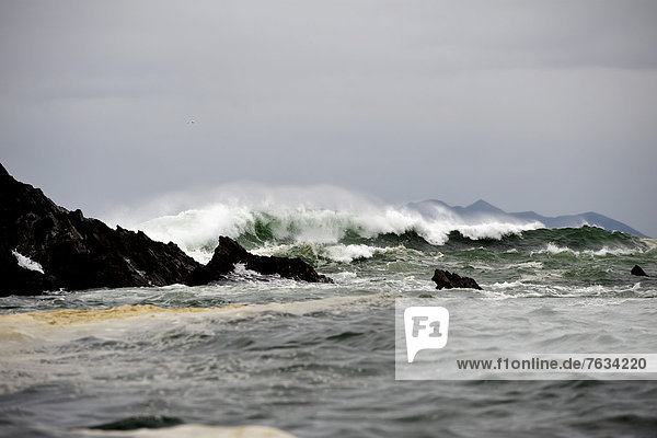 Wellen  stürmisches Meer am Gore Point im Golf von Alaska