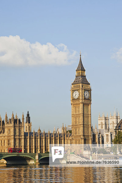 Gebäude  London  Hauptstadt  Parlamentsgebäude  groß  großes  großer  große  großen  Westminster  Big Ben  England