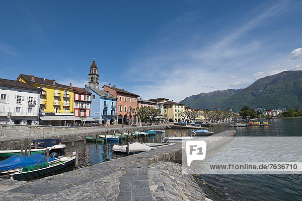 Hafen Europa Wohnhaus Gebäude See Lago Maggiore Ascona Schweiz