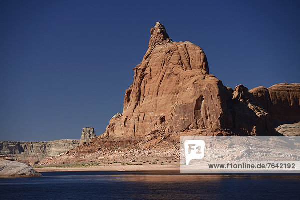 Vereinigte Staaten von Amerika USA Amerika Steilküste See Nordamerika Arizona Süden Lake Powell Glen Canyon Page Sandstein
