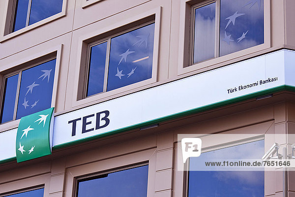 Truthuhn  Wirtschaft  Bank  Kreditinstitut  Banken  Istanbul  Türkei  türkisch