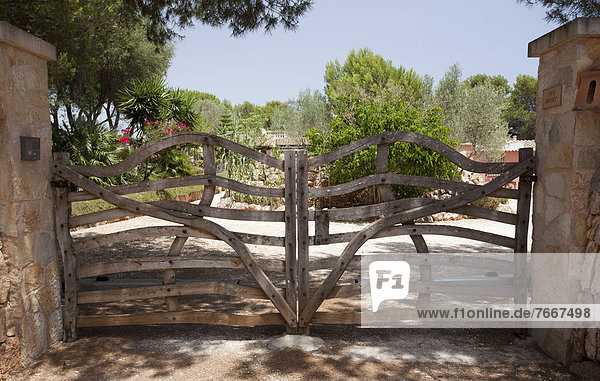 Wooden gate near Calo des Moro