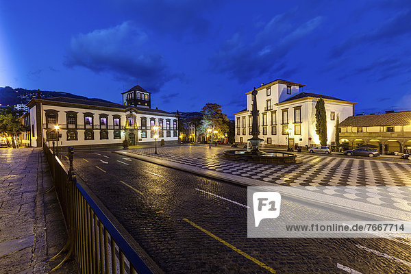 Das Rathaus von Funchal  auch Camara Municipal  Praco do Municipio