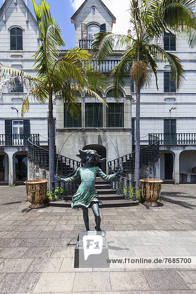 'Statue ''Skipping Girl'' Jardim Botânico da Madeira or Botanical Garden on the grounds of the farm of the Reid hotelier family Jose Bernardo foundation'