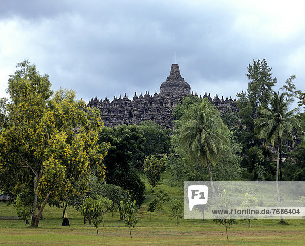 Tempelanlage Borobudur  UNESCO Weltkulturerbe  Yogyakarta