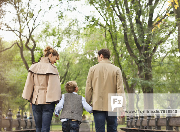 Familienwandern im Park