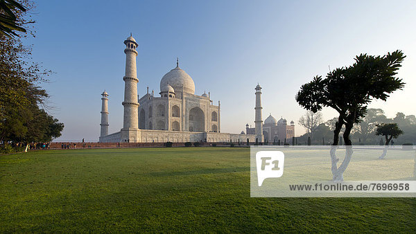 Taj Mahal oder Tadsch Mahal  Mausoleum  UNESCO-Weltkulturerbe