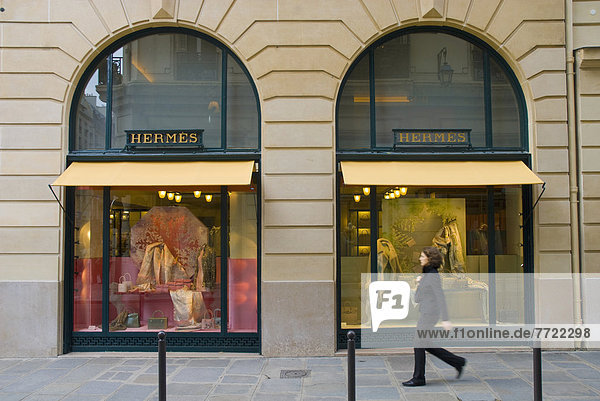 Paris  Hauptstadt  Frankreich  Frau  gehen  Nostalgie  Laden  Hermes