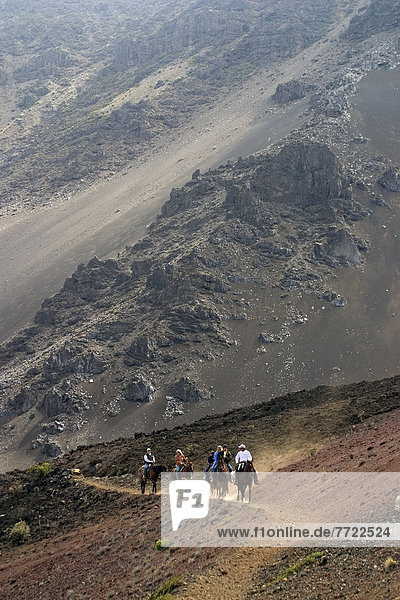 rutschen folgen fahren Sand reiten - Pferd Haleakala East Maui Volcano klettern Hawaii Maui